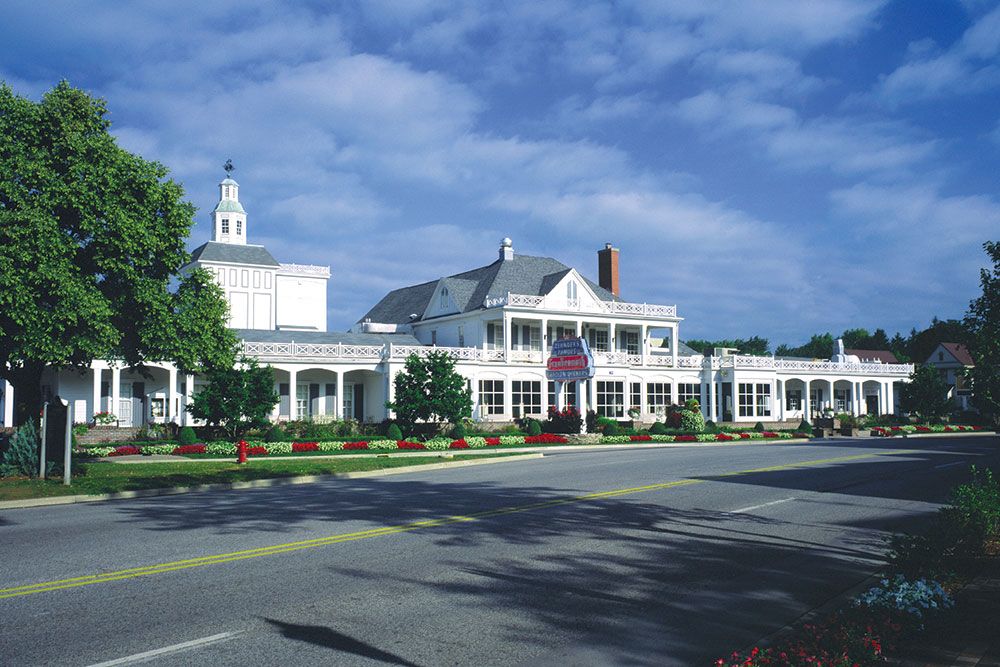ZEHNDER'S RESTAURANT