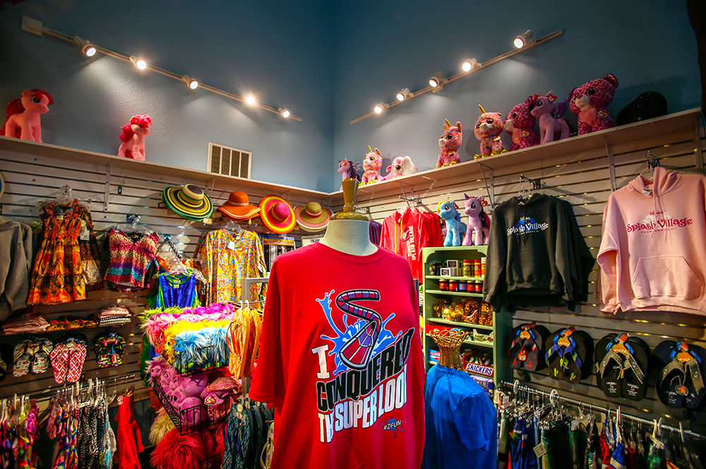 Zehnder’s Splash Village Gift Shop